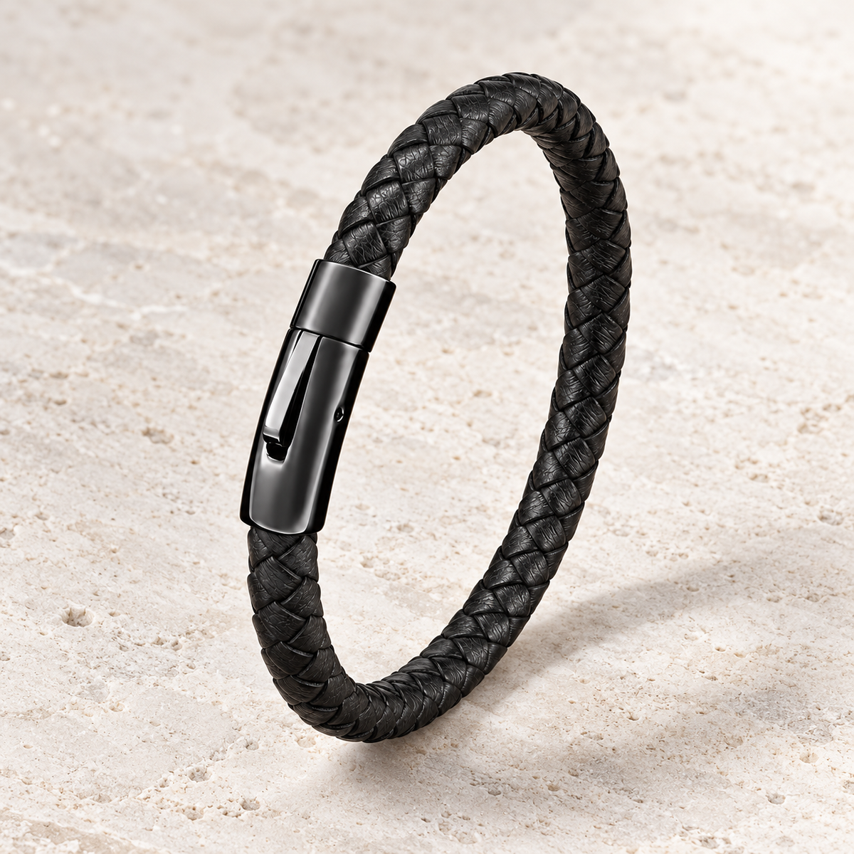 Bracelet Tressé — Noir — mise en scène 2