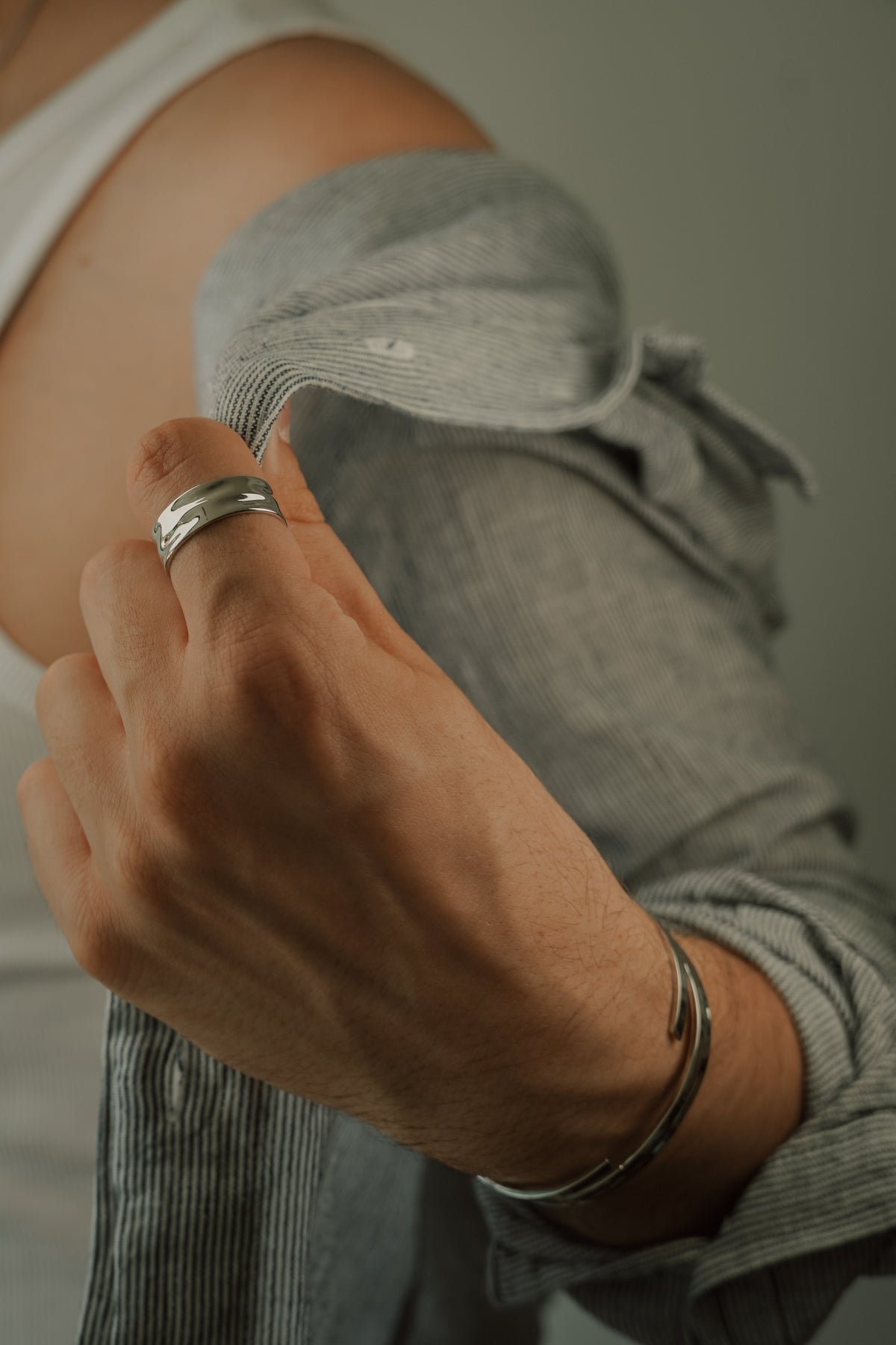 Bague Relief — Argentée — vue 2